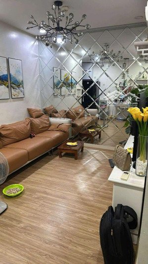 bán căn hộ 2 ngủ 1 vệ sinh giá tốt nhất tầng trung đẹp