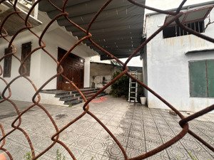 bán nhà mặt tiền rộng 17 m , ql1a đường nguyễn tất thành , cạnh sân bay quốc tế phú bài, tp huế