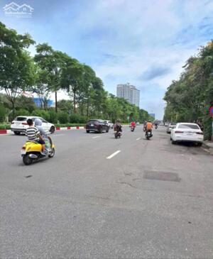 NHÀ VĂN CAO PHỐ VIP BA ĐÌNH GIÁP DANH TÂY HỒ Ô TÔ TRÁNH KD, VỈA HÈ 45M X 5 TẦNG 17,5 TỶ