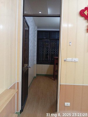 cho thuê nhà trong khu tập thể 12 lý nam đế - 75m2 chỉ 6tr/ tháng gia đình mình còn trống tầng 3