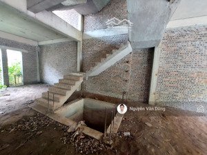 bán liền kề ở kinh doanh vạn tuế eco - 135m có hố thang máy giá rẻ. 