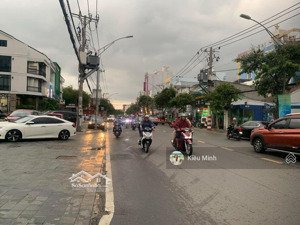 mặt tiền đặng văn bi dt 5x22m vuông vức đang cho thuê giá 17,x tỷ