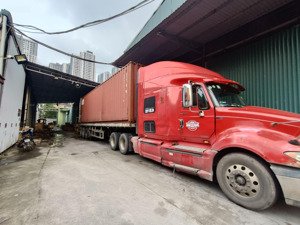 kho xưởng chân cầu diễn, bắc từ liêm, dt 3000m2 điện 3 fa, xe công, xuất vat, bảo vệ, 78k/m