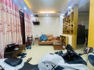 bán nhà riêng hot deal ở đường láng, nhà 42m2, 10.8 tỷ