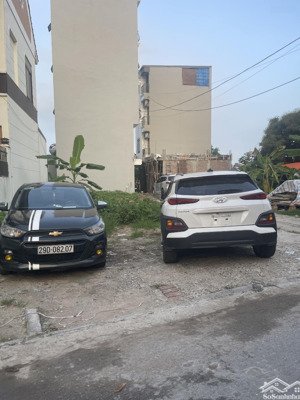 ô tô vào đất sổ đỏ 43m2 zá hơn 3tỷ long biên cần bán