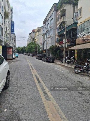 siêu phẩm mặt phố trung phụng , 96m , 7 tầng thang máy, mặt tiền rộng , giá chưa tới 50 tỷ