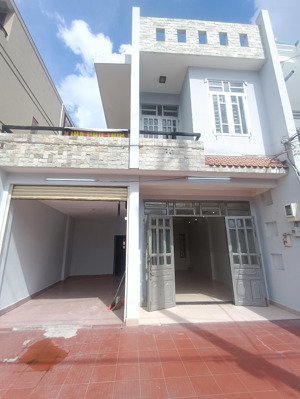 cho thuê nhà mặt tiền - đường số 160 p tăng nhơn phú a. quận 9