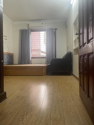 cho thuê ch tt 60m2 tại hoàng ngọc phách, 10 triệu, 2pn, đầy đủ tiện ích, đẹp!