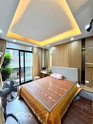 bán nhà đặng văn ngữ đống đa kinh doanh ôtô vào nhà dt40m 5t 12.8 tỷ