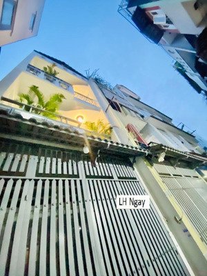 đầu tư gò vấp: nhà 70m² nguyễn oanh, xây 3 lầu- hẻm . thu nhập 21tr/tháng, giá bán gấp 3.29 tỷ