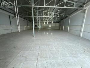 Cho thuê mặt bằng xây sẵn 400m2 mặt tiền QL60 Mỏ Cày bắc