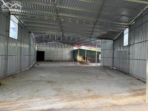 Cho thuê mặt bằng mới xây 300m2 mặt tiền Phường 7,Bến Tre