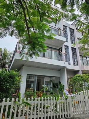 bán căn villa thuộc khu hi park villas của sonasea phú quốc , quỹ căn cực hiếm sở hữu lâu dài