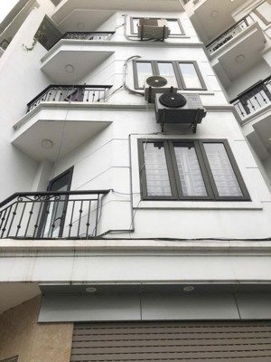 bán nhà lai xá hoài đức 35m2 - 5 tầng - mt4m - ngõ ô tô qua nhà - gần chợ - gần trường học các cấp
