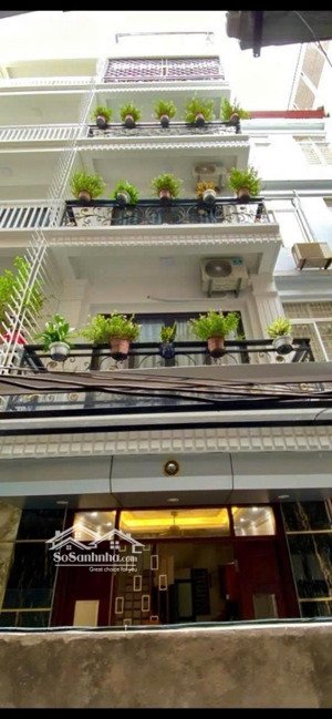 chính chủ em bán căn nhà phố tân mai- oto tải đỗ cửa- 37m2 x4 tầng. 9.x tỷ - có tl