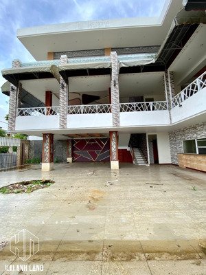 cho thuê góc nhà mặt tiền 3/2 vị trí đẹp ,view biển - rạch giá - an giang