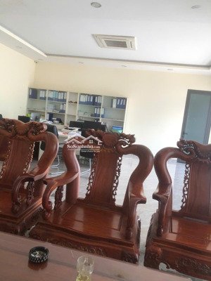 bán biệt thự mặt tiền thạnh lôc 26.dt: 271,4m2 giá 20 ty