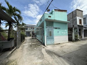 bán nhà sổ hồng riêng dt 55m2 hxh ở p hiệp bình chánh qh dân cư hiện hữu