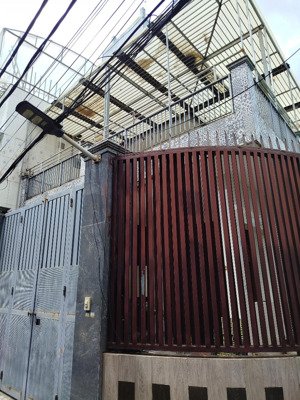 bán nhà đường cầu xây 2, p.tân phú, quận 9. nhà góc 2 mặt tiền, 1 trệt 1 lầu ( 8.9m x 17.7m ).