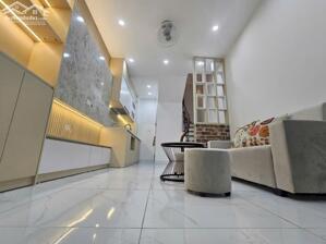 Góc Nhỏ Bình Yên Giữa Phố Bạch Mai Nhà 4 Tầng Ấm Cúng, Chỉ 20m ra Ngõ Ô tô