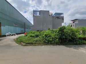 bán nhanh lô góc 2 mặt tiền hẻm 95 ngay villa park giá 6,1 tỷ