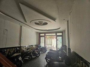 bán tòa căn hộ gần nguyễn văn thoại, cách biển 400m