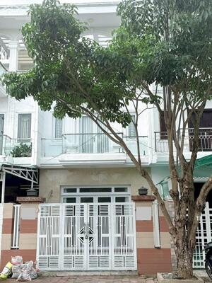 Nhà 1 trệt 2 lầu 6x20m khu đô thị Hưng Phú