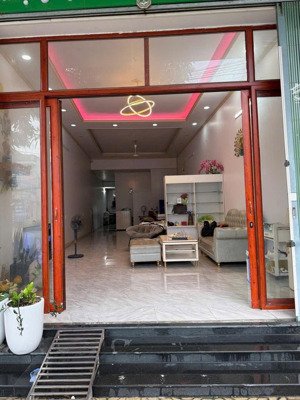 bán nhà 1 tầng dt 99m2 có mt 5m kinh doanh cực đỉnh tại tp phủ lý giá tốt lh ngay 