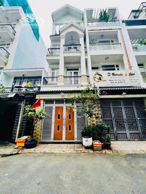 nhà đẹp cần bán đặng thùy trâm/p.13/bình thạnh dt:67,2m² giá:3tỷ750. nhà có hợp đồng thuê 21 triệu