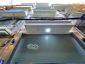 siêu phẩm nhà đẹp phố vương thừa vũ . 5m ra phố. 45m . 6 tầng thang máy . ô tô vào nhà