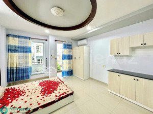 cho thuê căn hộ ban công đón nắng, full nội thất, trống sẵn, gần đại học bách khoa, huflit q10