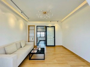 chủ nhà định cư cần bán căn nhà đường cách mạng tháng 8, p.11, q.3, 2tỷ 890, 80m2, có hđ thuê 20tr.