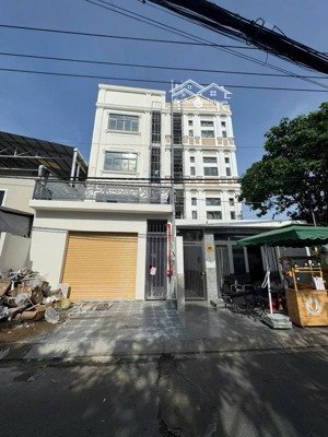 ngợp bank . dãy trọ mặt tiền đường hàng tre 197m2 ngang 7m6 .khai thác tối đa có dòng tiền 100tr/th