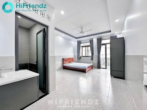 căn hộ mới xây - full nội thất - kế aeon tân phú - có ban công - chỉ 5.x