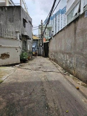 nhà bạch đằng diện tích khủng thích hợp mua để ở hay đầu tư