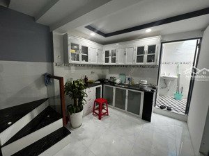 nhà đẹp đối diện vạn phúc city, dòng tiền 12tr/tháng, 59m2, 5 tỷ 1