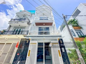 nhà full nội thất khu đồng bộ dân trí cao-5pn 5wc-sát ngay bên q7-đường nhựa 6m-sách vali ở ngay