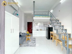 phòng duplex ban công thoáng mát full nội thất gần nhà ga t3