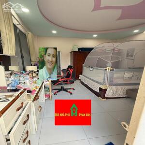  ( Bán gấp ) nhà phố hẻm xe tải 8 m tại Quận 9 – Lô góc 2 mặt tiền - Chỉ có 6 tỷ.n.n.n.