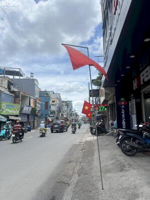 "Bán nhà Cách Mạng Tháng 8 Tân Bình, 5 Tầng, 36m2, gần hẻm XH, cho thuê 10tr/th, 4.55 Tỷ