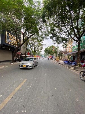 b.á.n nhà hà đông, cầu đen - ngõ to thông thoáng, ô tô để thoải mái