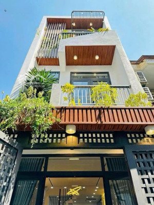 giảm giá bán gấp nhà tú xương-p.võ thị sáu-q3, gần bệnh viện mắt. 3tỷ850/73,9m2 đang cho thuê 27tr