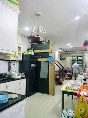 bán nhà gấp đường gò dầu, diện tích 3.6mx12m, đúc 1 tấm, giá 4.5 tỷ ( tl), hẻm 3m