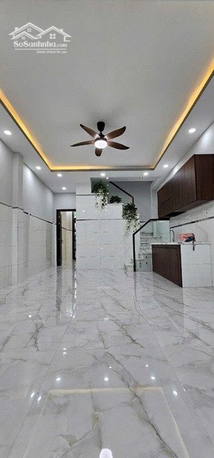 nhà đường đường số 18 khu phố 3, thủ đức giá 2 tỷ 860