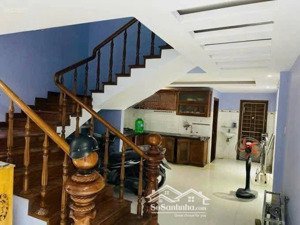 cần bán nhà 3 tầng mt 7m5 lý đạo thành ( vị trí gần chợ an hải bắc - sơn trà )
dtđ : 64m - hướng đ