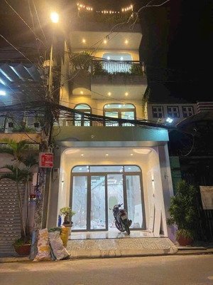 bán nhà giá ngộp quận 5 65,5m² gần trần hưng đạo b, gần đh y dược, bv chợ rẫy giá chỉ 3tỷ24,