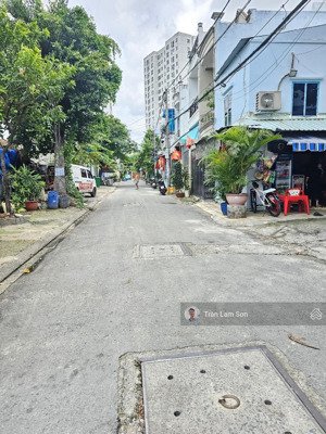 bán nhà riêng 71m2, nhỏ 3 tỷ, ngan5m chính chủ bình tân gấp bán cho con nhập học