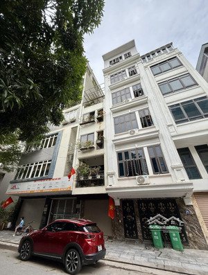siêu phẩm phú diễn 82m², 7 tầng thang máy vỉa hè ô tô tránh nhau, giá chỉ 25.3 tỷ