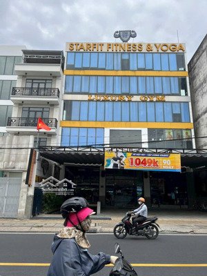 bán nhà góc 2 mặt tiền cách mạng tháng 8 - dt: 18 x 45m - hầm + 4 lầu - giá bán: 160 tỷ