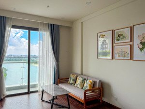 trần thuỷ . cho thuê căn hộ 3pn phân khu cao cấp masterise